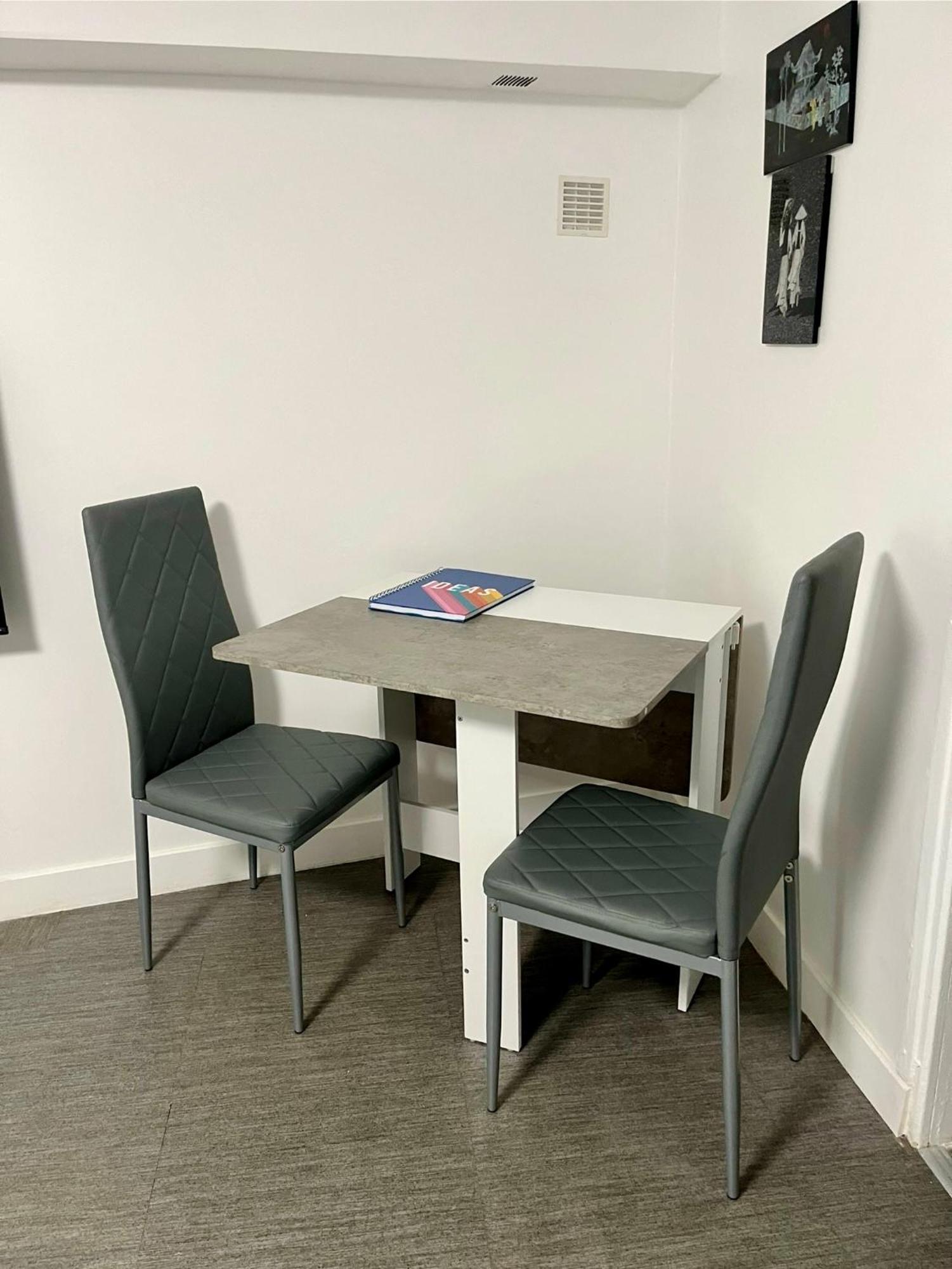 Sinclair House Apartment Viry-Châtillon Екстериор снимка
